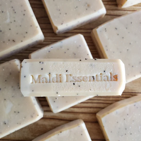 (2) Poppy Seed Bar Body Soaps w/ Poppy Seeds - Picture 5 of 5